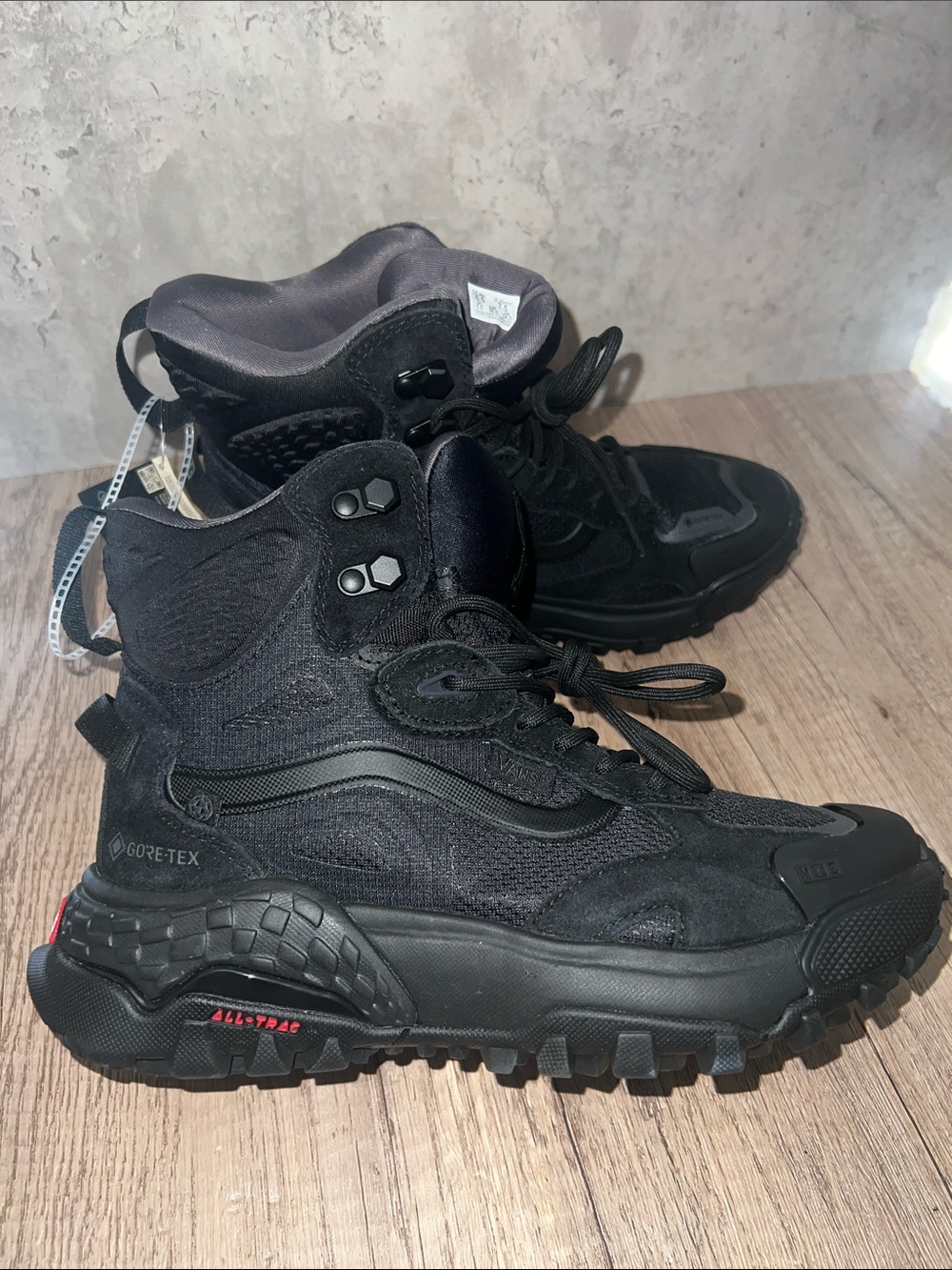 Black Vans 2024 Crestline Core-Tex all trac Waterproof High-Top Hiking Sneakers